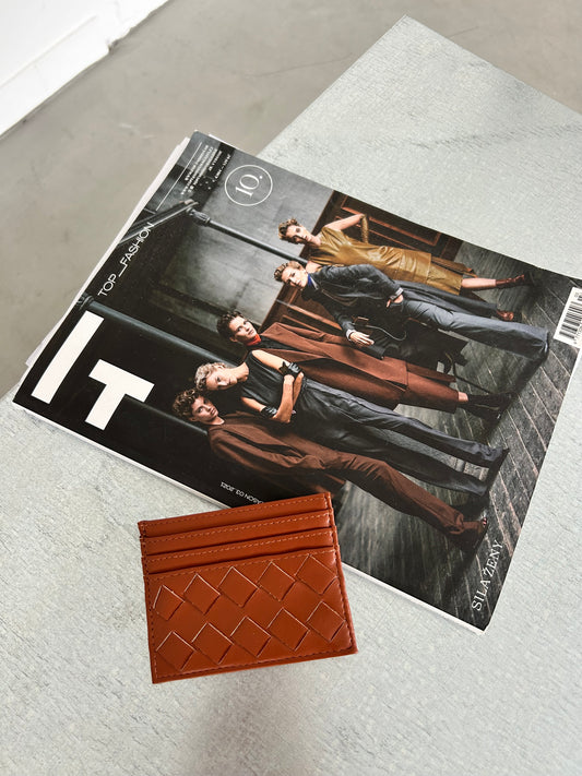 Practical Cardholder in Woven Design