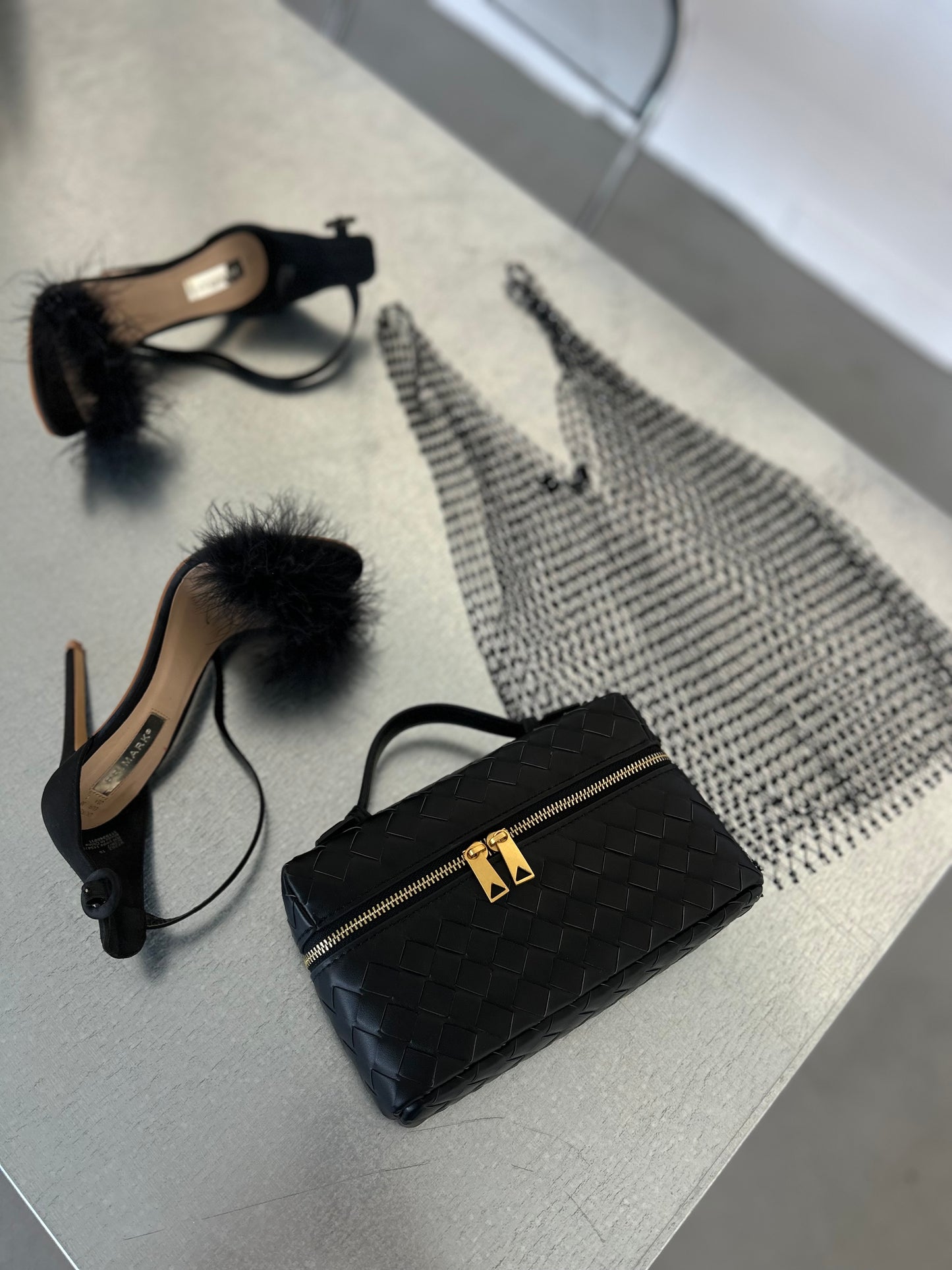 Luxury Fashion Woven Box Bag with Crossbody Strap