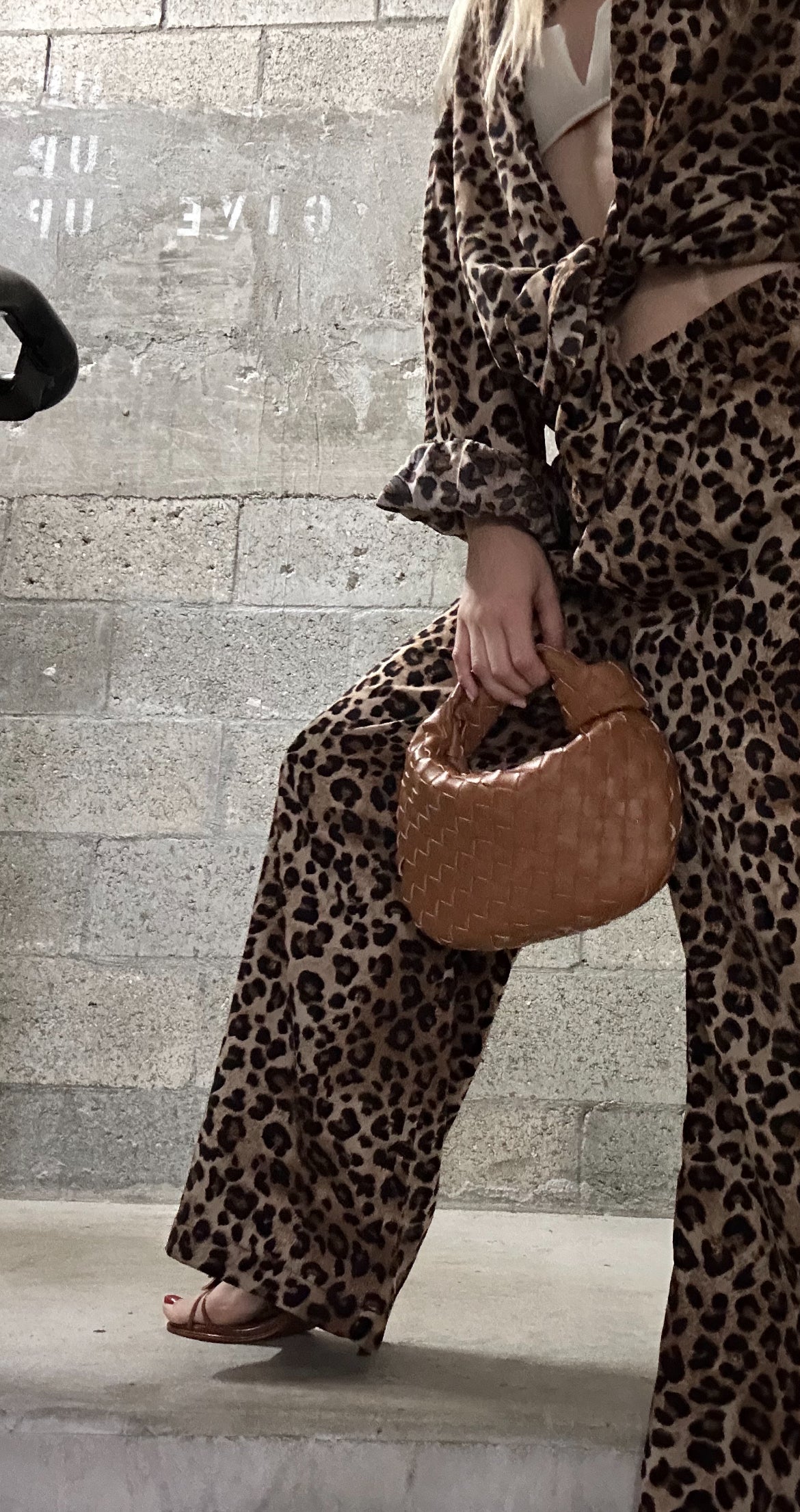 Interwoven Design Purse for Everyday Wear