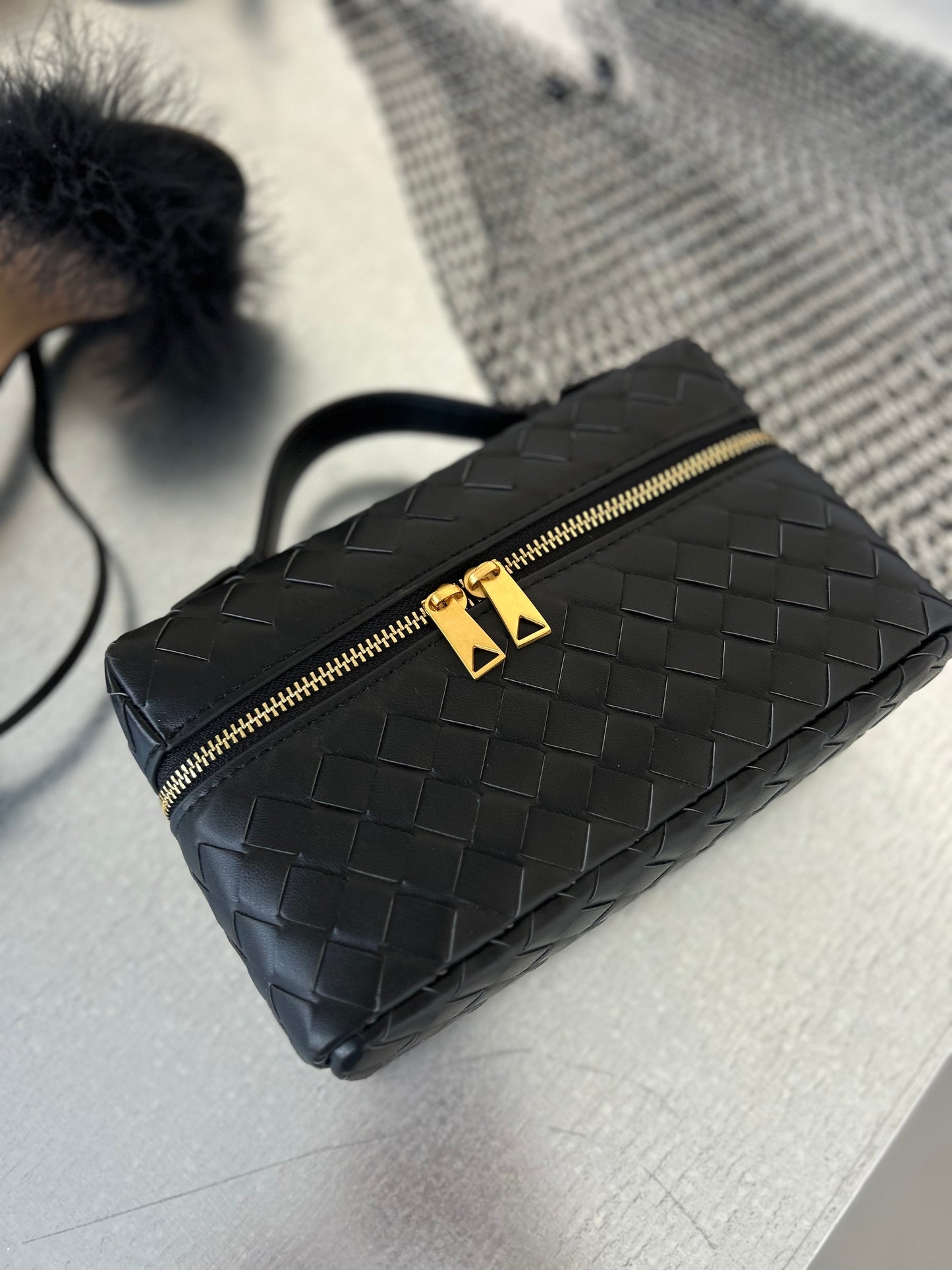 Luxury Fashion Woven Box Bag with Crossbody Strap