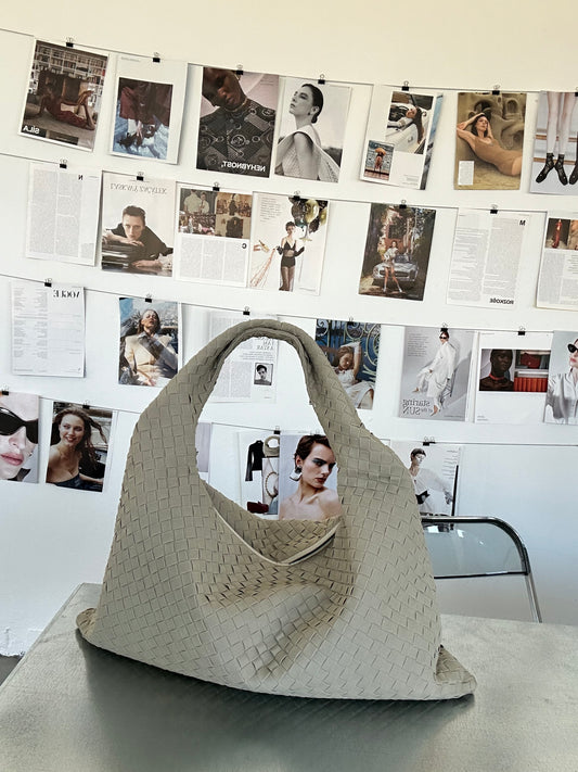 BAG FOR OFFICE, TRAVEL AND BEYOND
This stylish handbag is more than just a pretty accessory — it’s built for functionality and convenience. Its spacious design makes it perfect for workdays, travel adventures, or as a go-to everyday bag. The woven texture and braid detailing give it a trendy yet timeless charm, making it a standout piece in any wardrobe.  