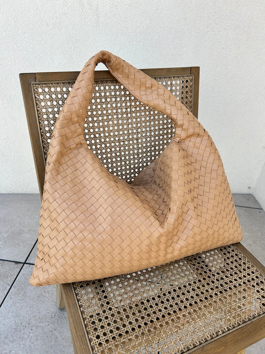 luxury hobo shoulder bag for women trendy purse large travel bag in woven style ideal weekend bag interwoven style purse stylish dumpling bag inspired by luxury designer hand woven shoulder bag ideal everyday gift for wife christmas pattybofficial
