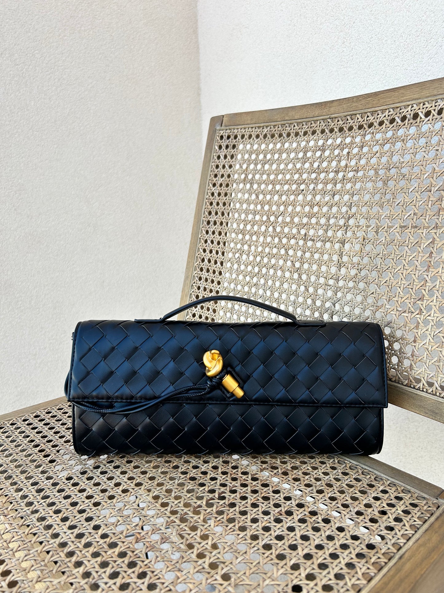 best quality designer inspired dupe clutch for special occasion pattybofficial mothers day gift Hand Woven Black Clutch in Braided Purse Stylish Women Crossbody Bag Best Seller Handbags for Women Best birthday Gift for Wife statement fashion pie