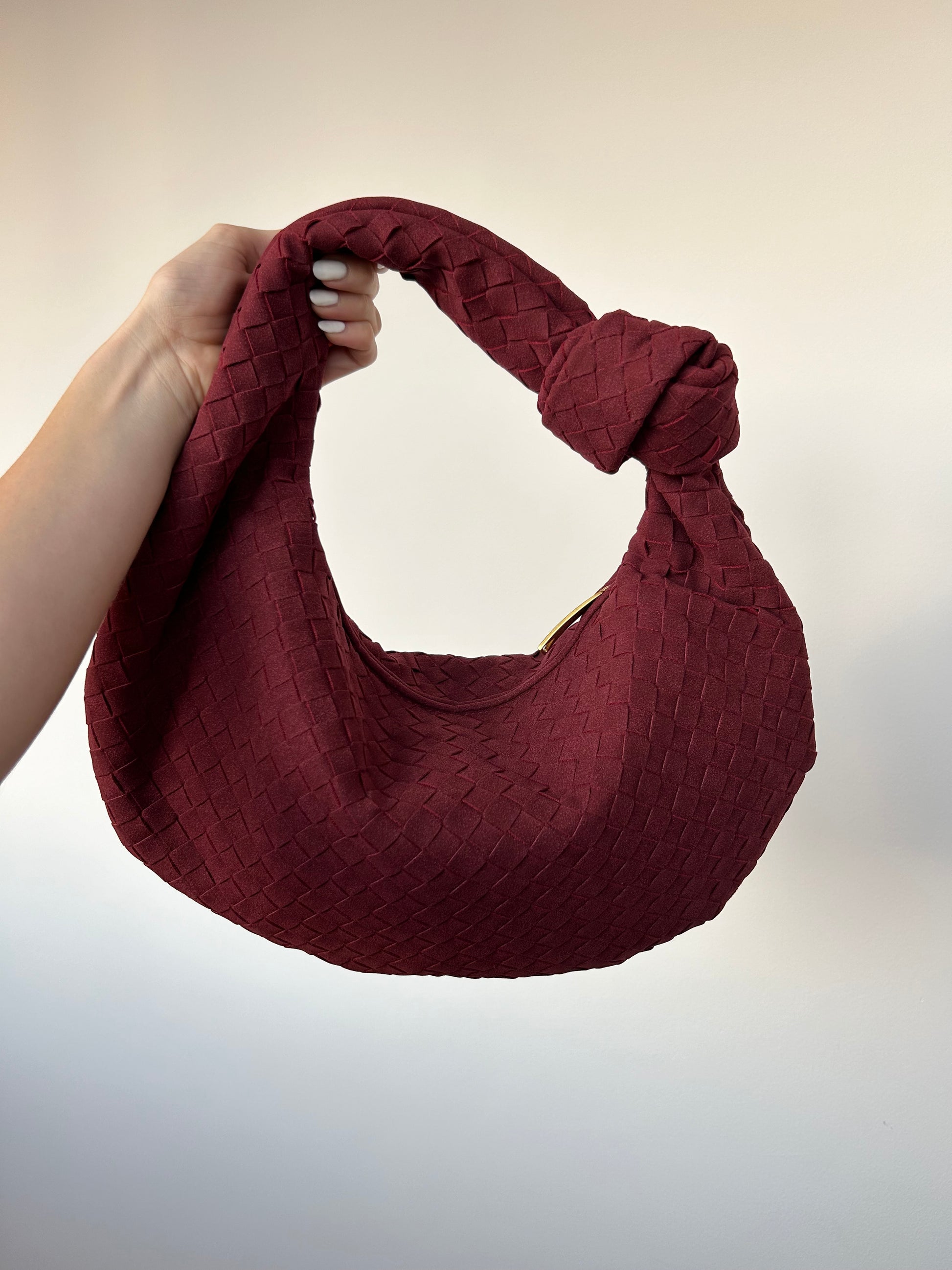 Clutch Suede Knot Bag for Stylish Mom Sustainable Hobo Purse Vegan Leather Braid Handbag Fashion Statement Gift for Wife designer inspired dupe bag perefct gift for girlfriend birthday present for wife pattybofficial knoten tasche designer dupe