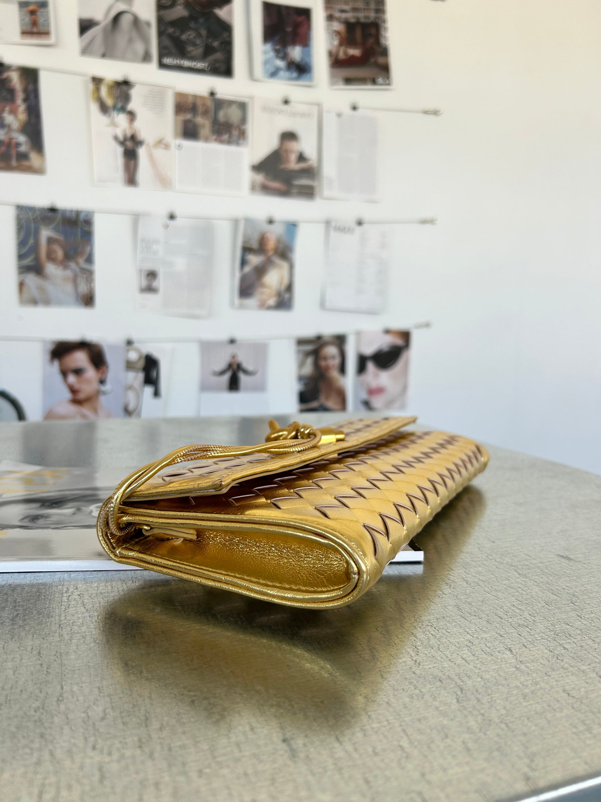 Elevate your style with our Braided Top Handle Crossbody Clutch, featuring a sleek woven design and a luxe gold pin accent. This chic handbag for women is the perfect blend of elegance and practicality, offering both a sophisticated top handle and an adjustable strap for versatile wear. Whether you're attending a special event or running errands, this best seller is designed to complement any outfit. Ideal as a statement piece or a thoughtful gift for her, this purse brings timeless fashion to your everyday