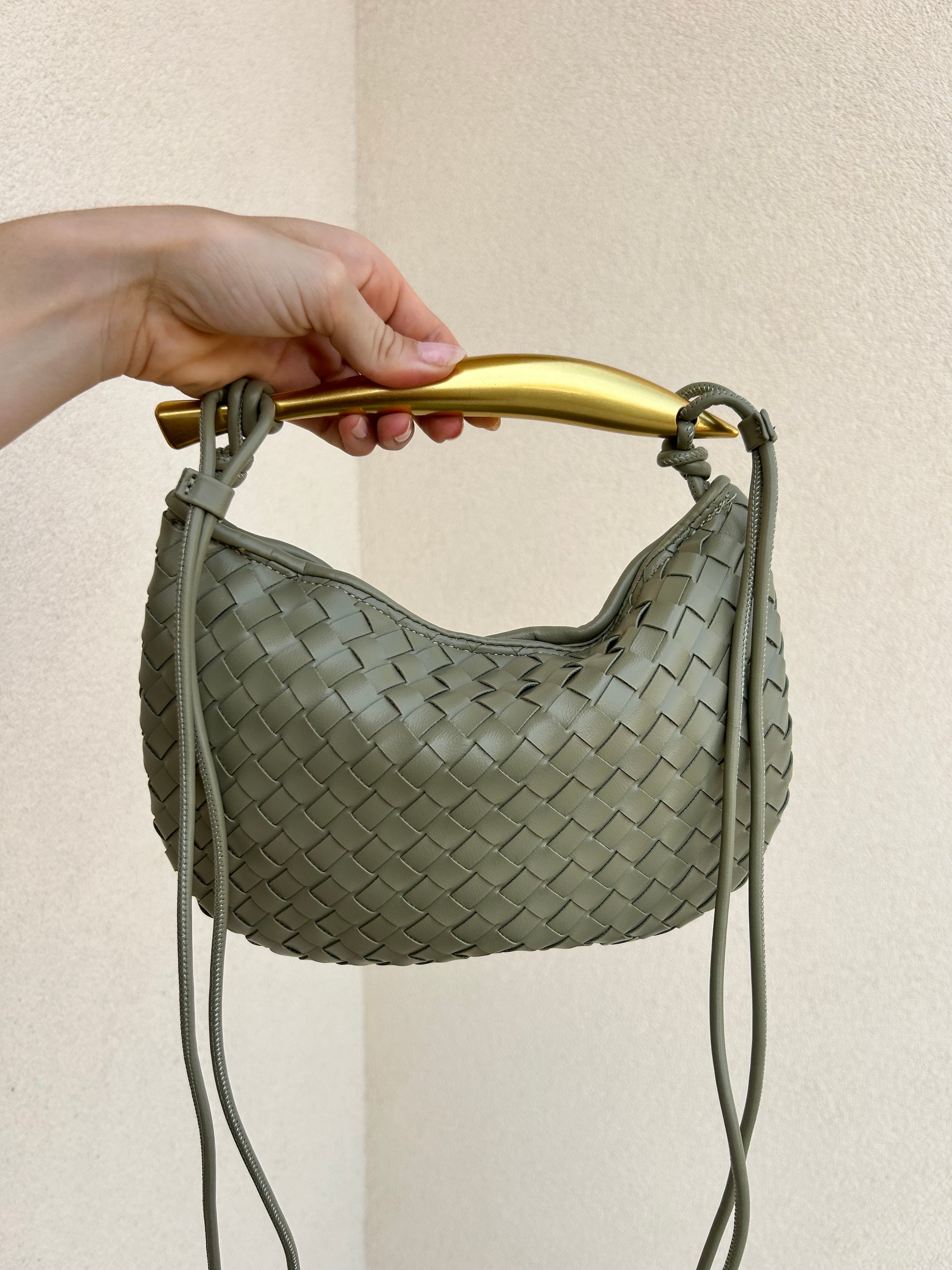 Woven Knot Purse Trendy Dumpling Bag for Women, Stylish Hobo Top Handle Clutch Tan Woven Knot Purse Trendy Dumpling Bag for Women Stylish Hobo Top Handle Clutch Designer Inspired Dupe Bag Birthday gift for wife birthday gift for best friend tasche