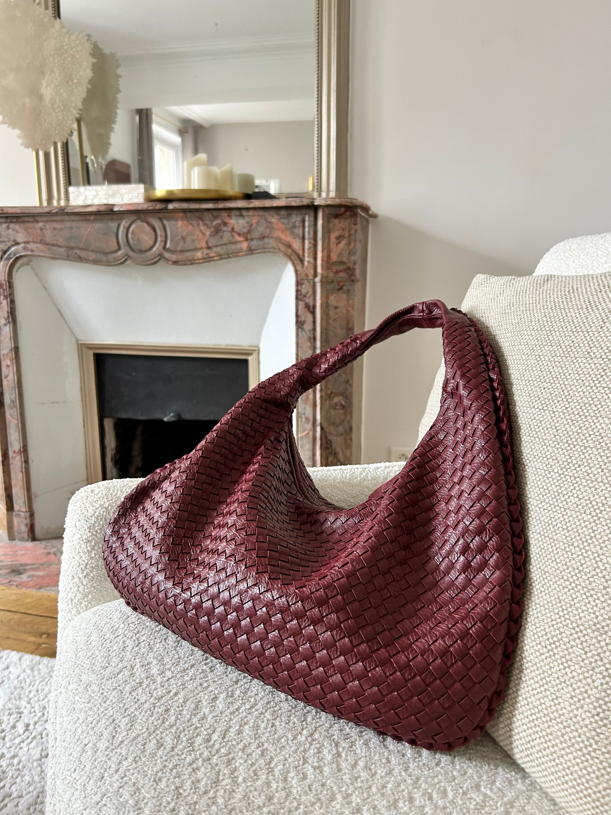 stylish work bag for women,burgundy leather hobo purse for women minimalist handbag ideal for travelling or work - fits laptop woven knot bag knoten tasche best friend gift pattybofficial Czech fashion brand designer dupe hobo bag trendy handbag